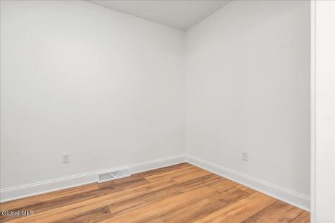 12 Brookhaven Court Saratoga Springs NY 12866