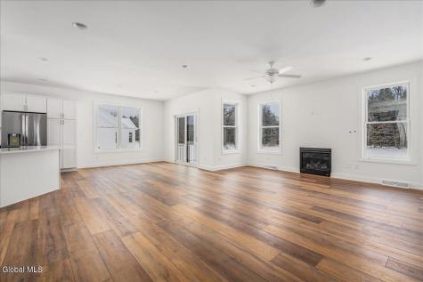 12 Brookhaven Court Saratoga Springs NY 12866