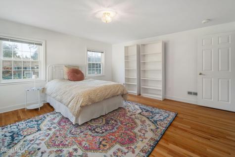 2347 Cayuga Road Niskayuna NY 12309