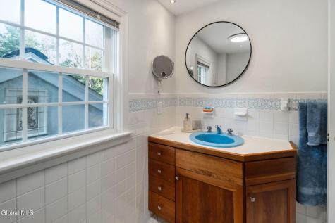 2347 Cayuga Road Niskayuna NY 12309