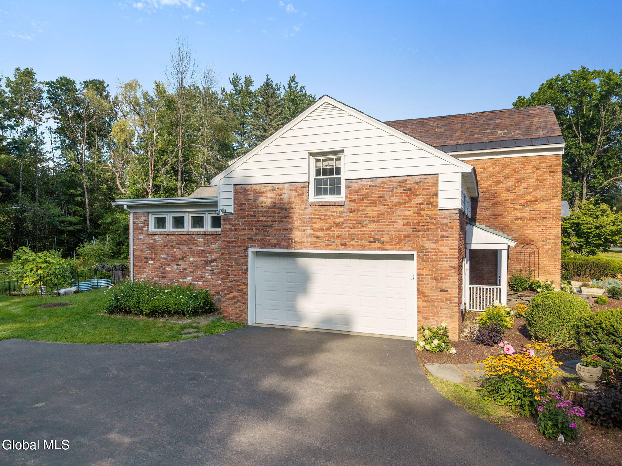 2347 Cayuga Road Niskayuna NY 12309