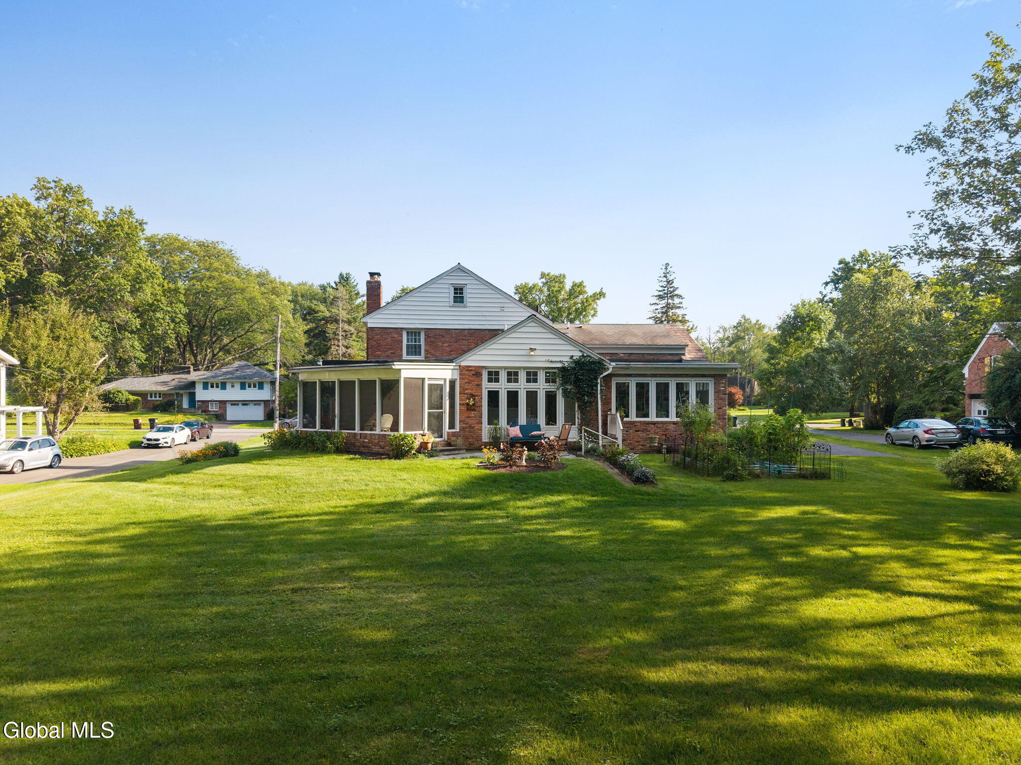 2347 Cayuga Road Niskayuna NY 12309