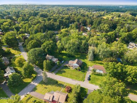 2347 Cayuga Road Niskayuna NY 12309