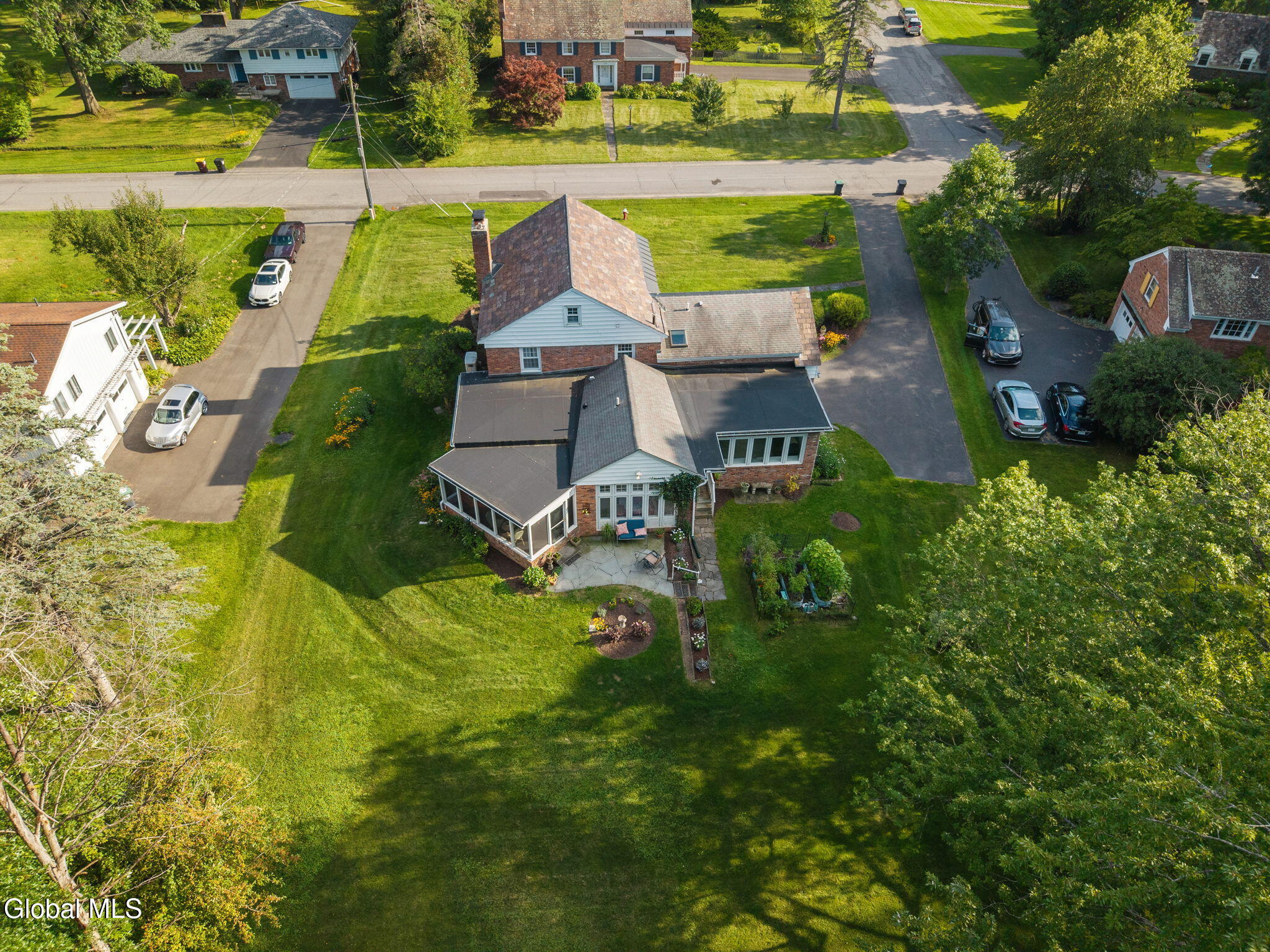2347 Cayuga Road Niskayuna NY 12309