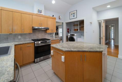 2347 Cayuga Road Niskayuna NY 12309