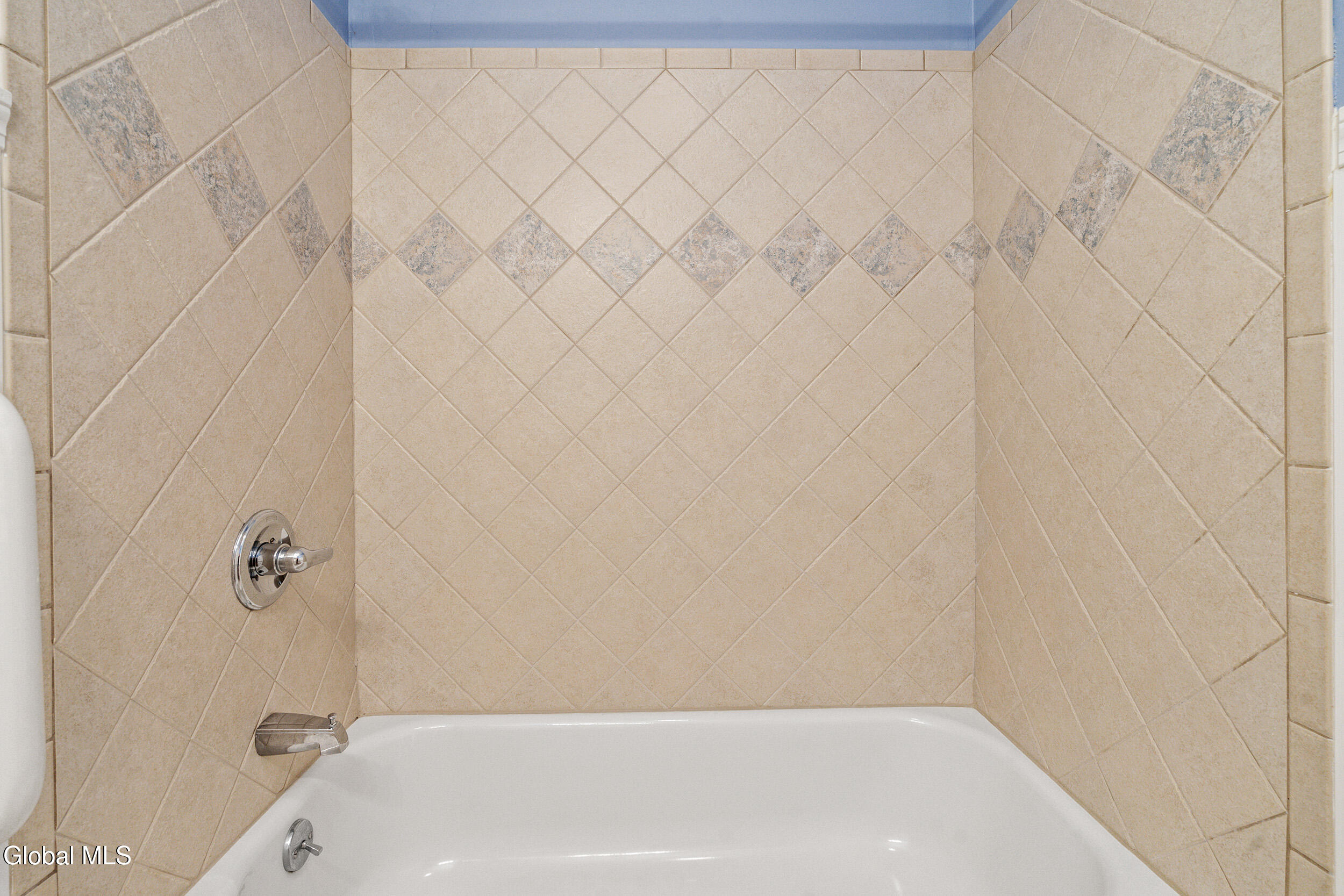 5 Mary Hadge Drive Schenectady NY 12309