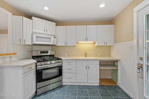 5 Mary Hadge Drive Schenectady NY 12309