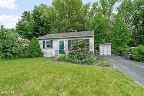 5 Mary Hadge Drive Schenectady NY 12309