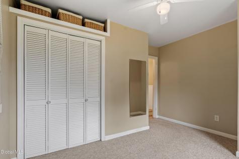 5 Mary Hadge Drive Schenectady NY 12309