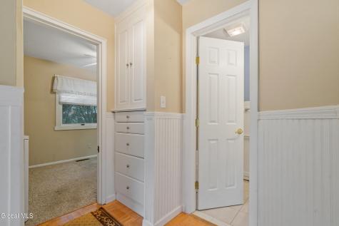 5 Mary Hadge Drive Schenectady NY 12309