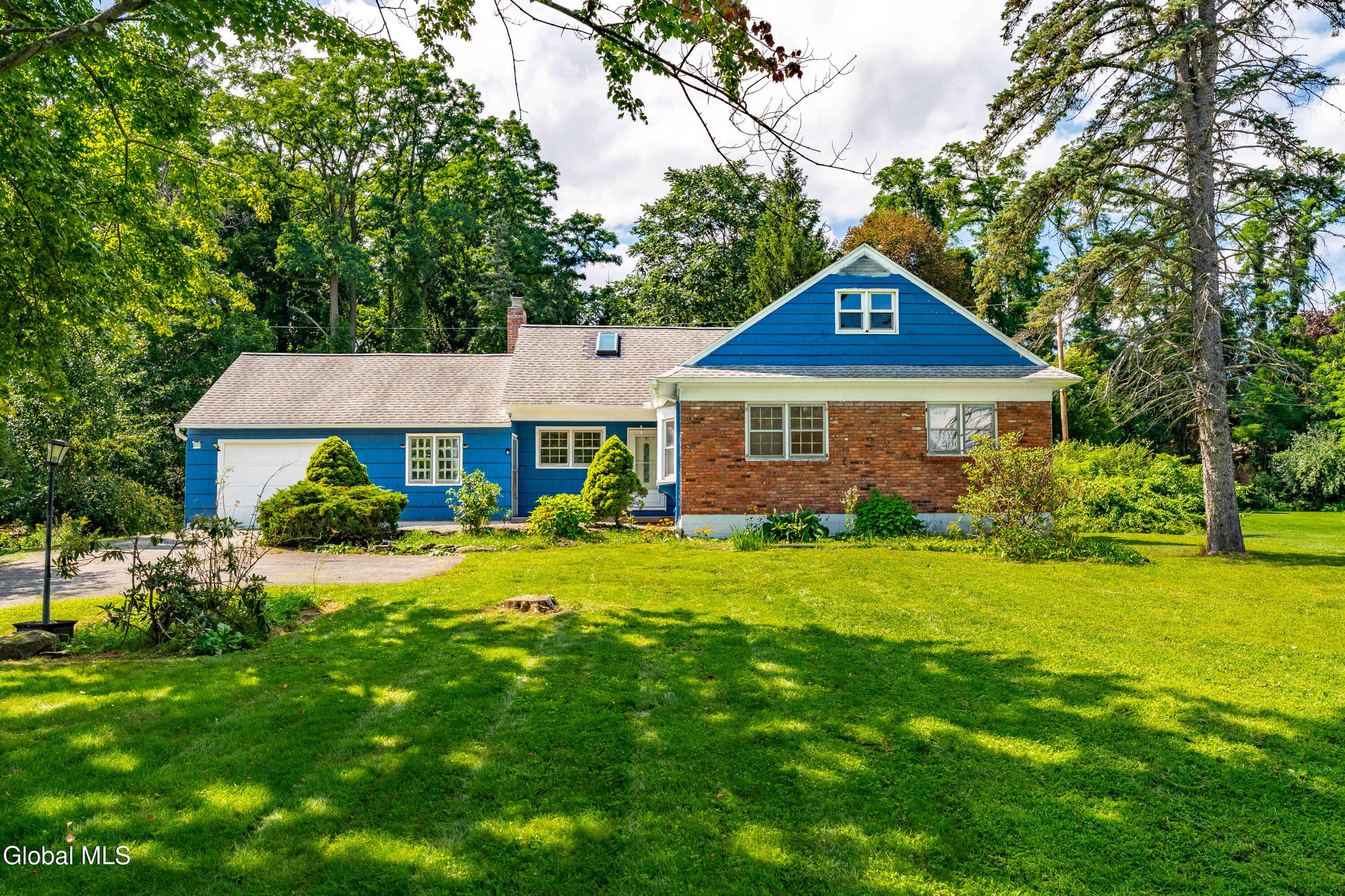 4132 Buckingham Drive Niskayuna NY 12304