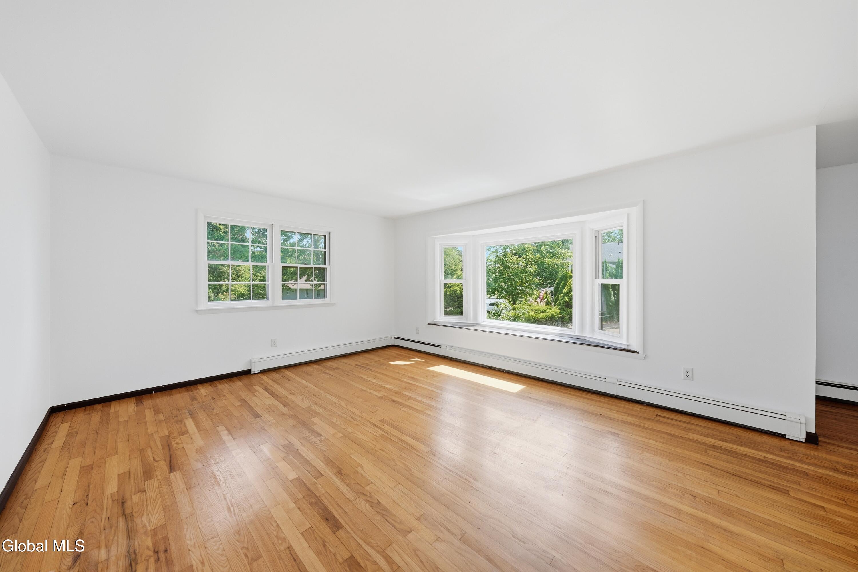 4132 Buckingham Drive Niskayuna NY 12304