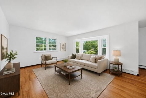 4132 Buckingham Drive Niskayuna NY 12304