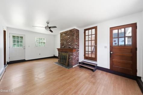 4132 Buckingham Drive Niskayuna NY 12304