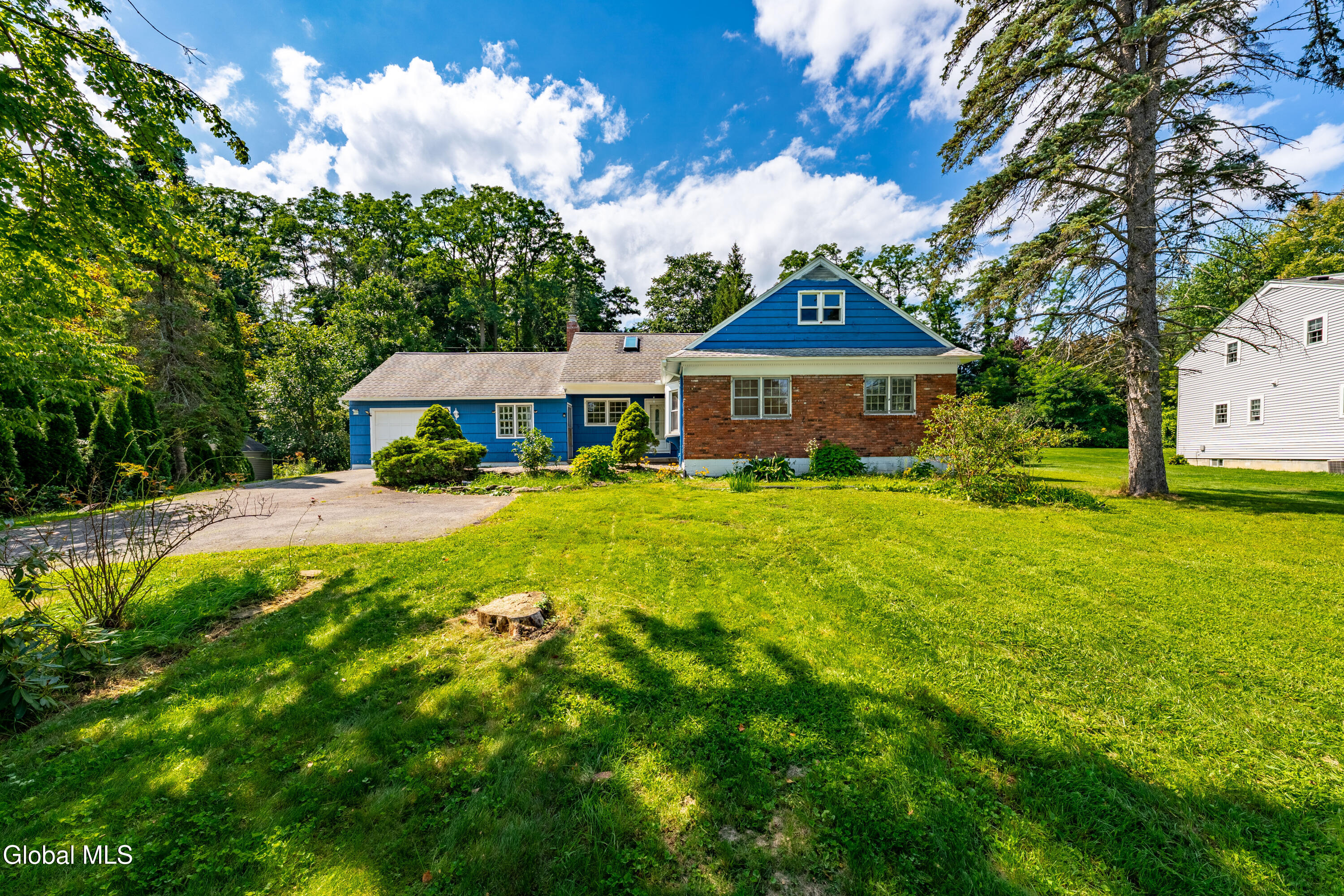 4132 Buckingham Drive Niskayuna NY 12304