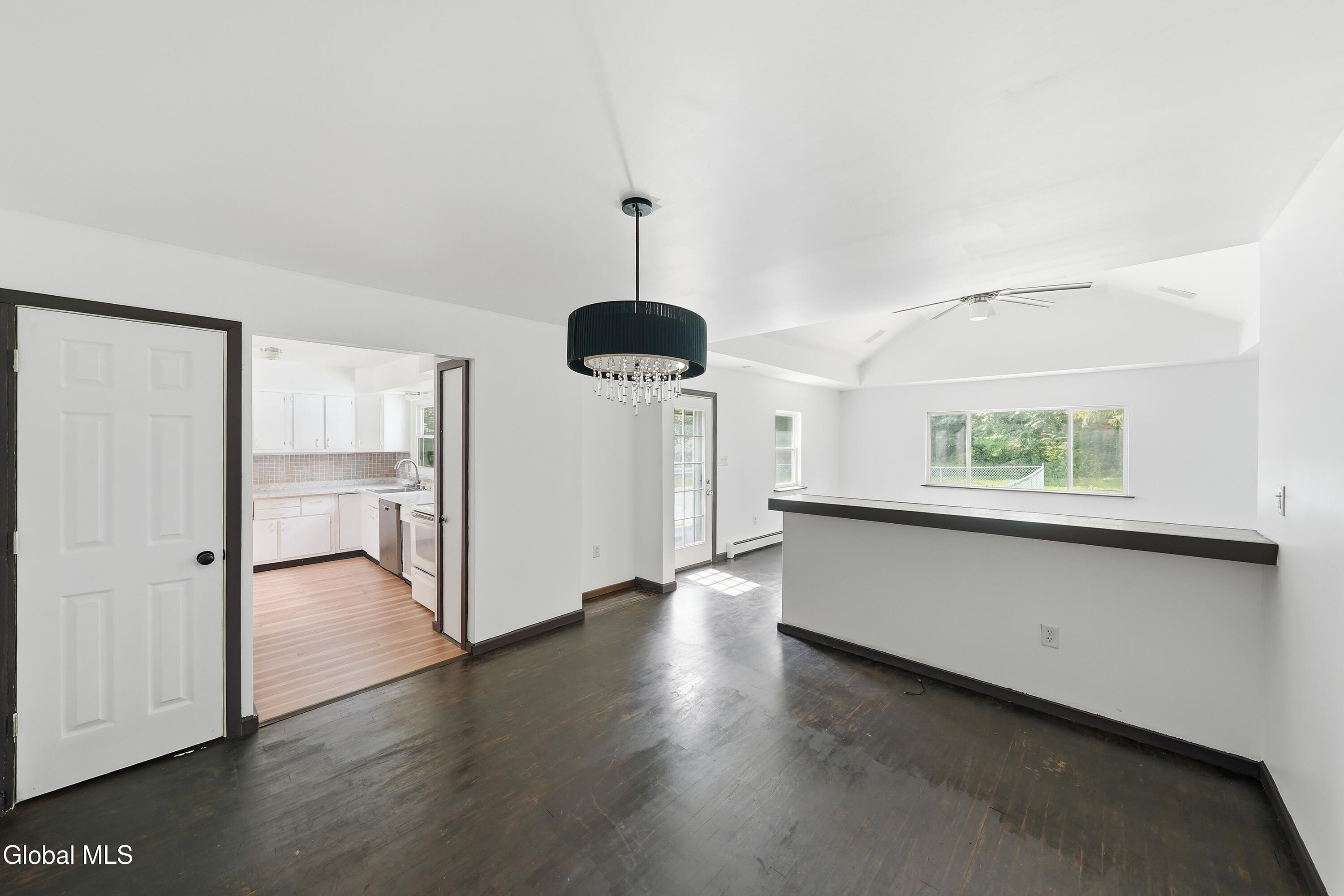 4132 Buckingham Drive Niskayuna NY 12304