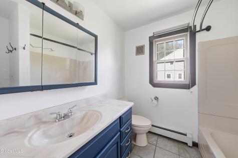 4132 Buckingham Drive Niskayuna NY 12304