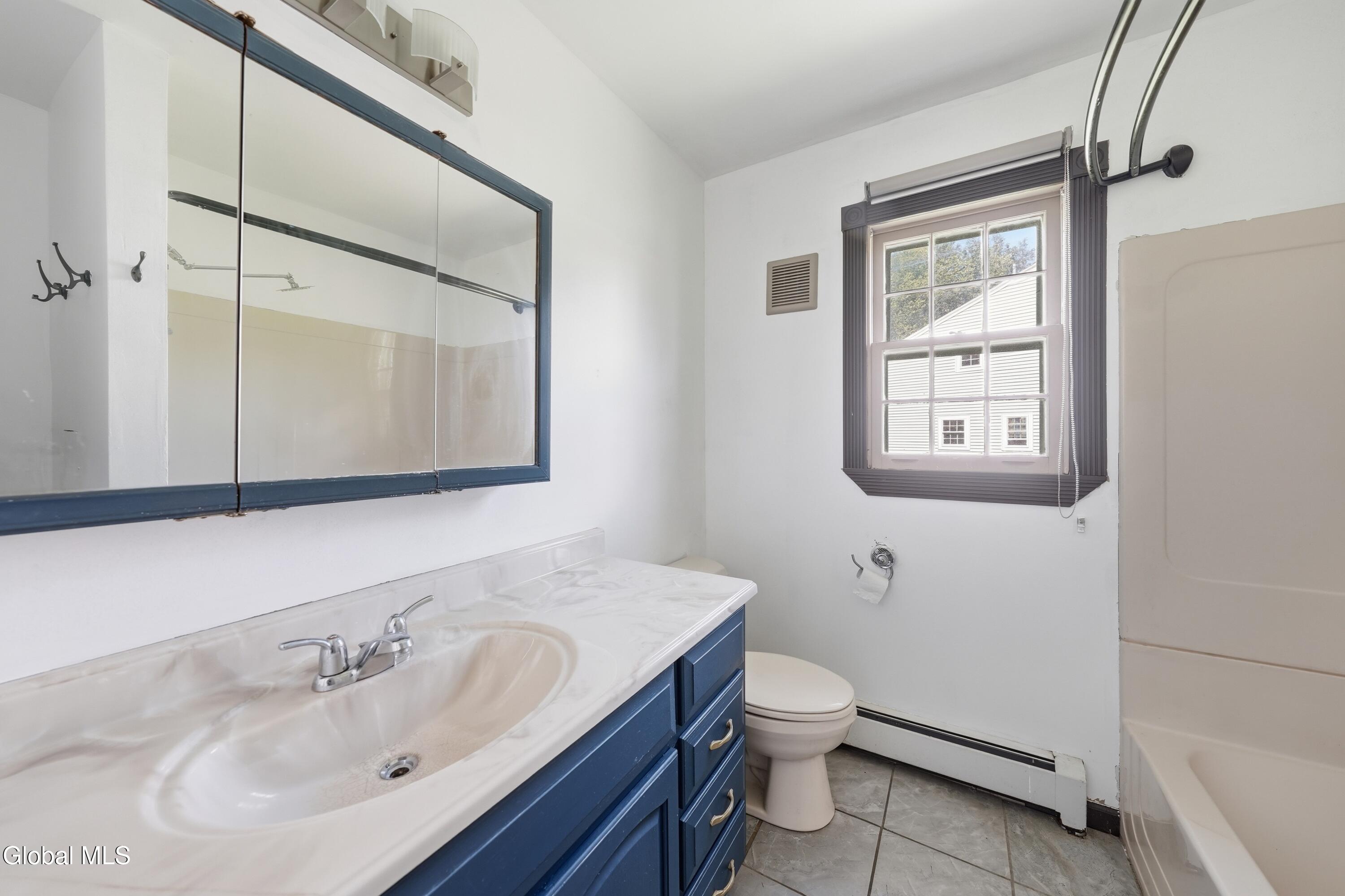 4132 Buckingham Drive Niskayuna NY 12304