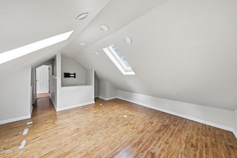 4132 Buckingham Drive Niskayuna NY 12304