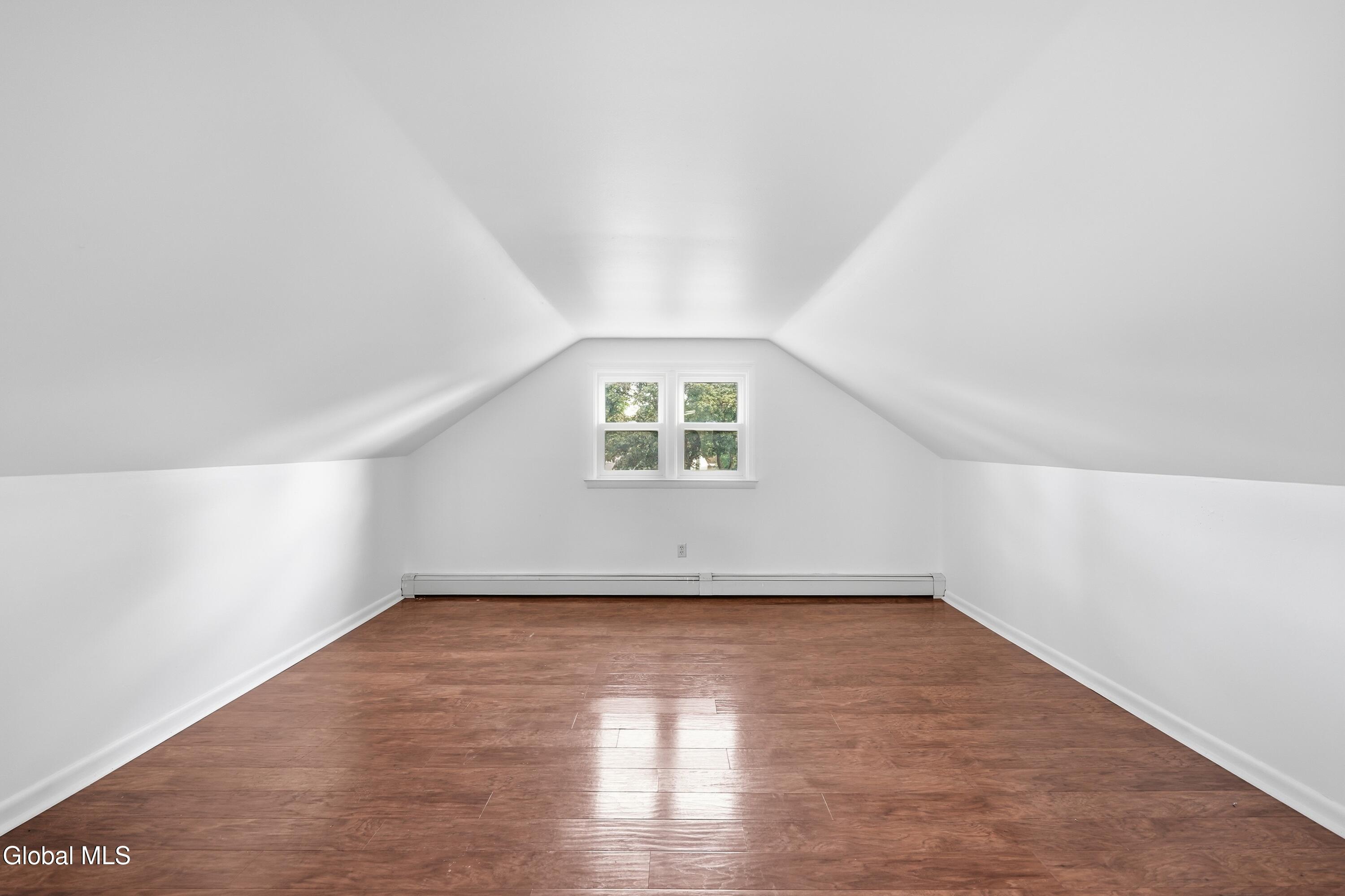 4132 Buckingham Drive Niskayuna NY 12304