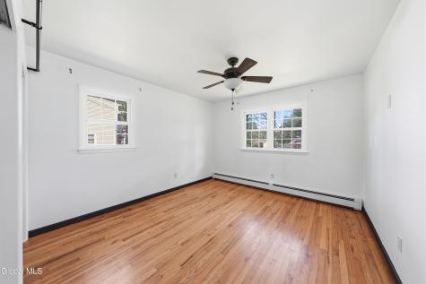 4132 Buckingham Drive Niskayuna NY 12304
