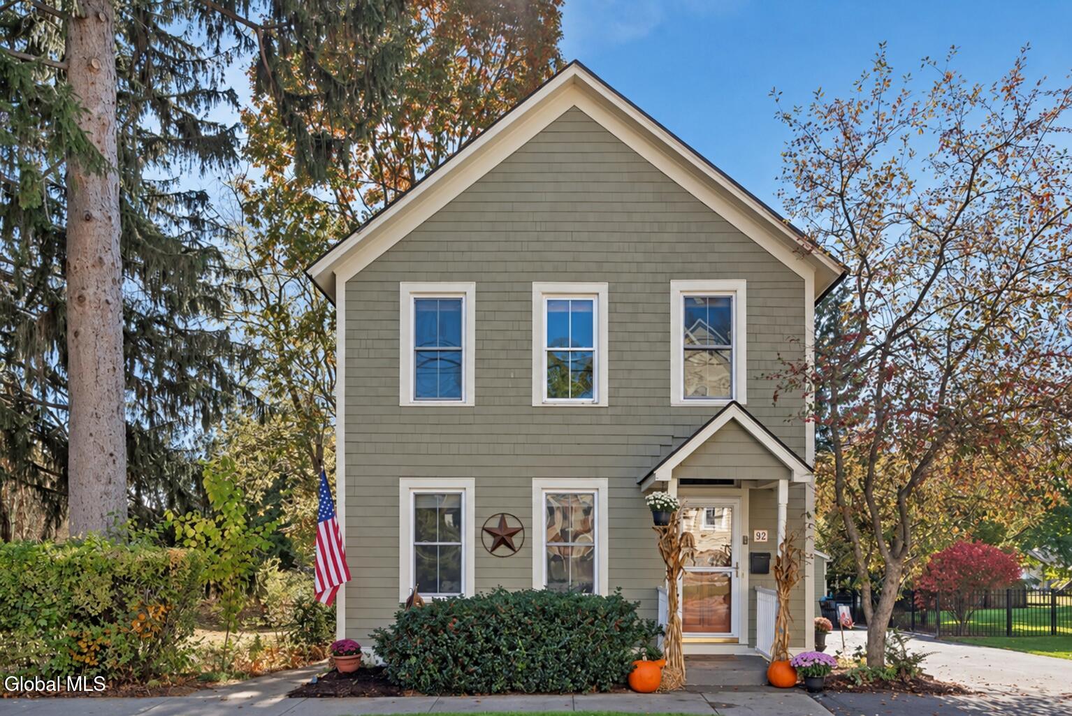 92 Oak Street Saratoga Springs NY 12866