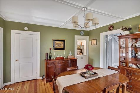 92 Oak Street Saratoga Springs NY 12866
