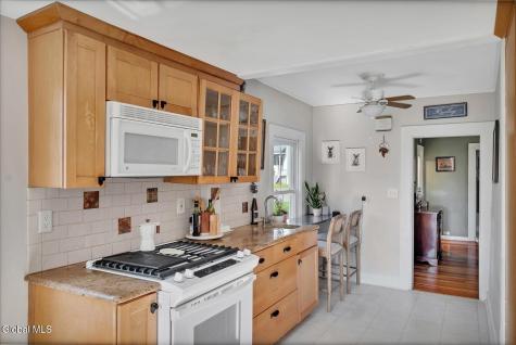 92 Oak Street Saratoga Springs NY 12866