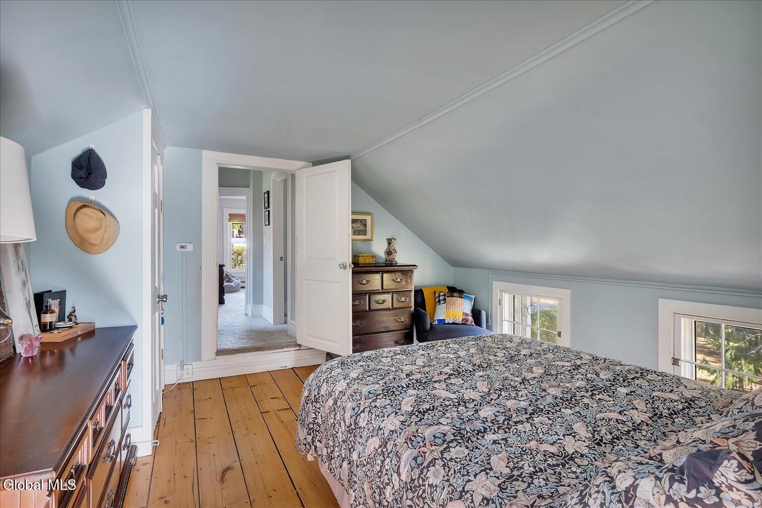 92 Oak Street Saratoga Springs NY 12866