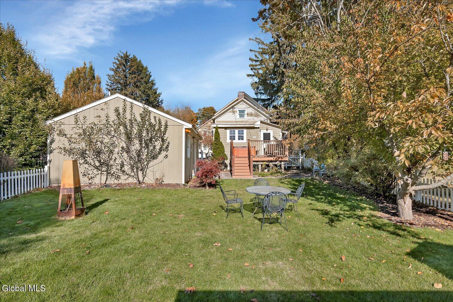 92 Oak Street Saratoga Springs NY 12866