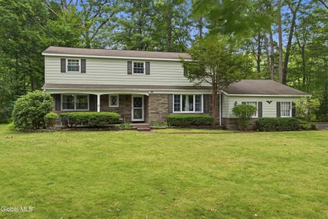 14 Barcelona Drive Clifton Park NY 12065