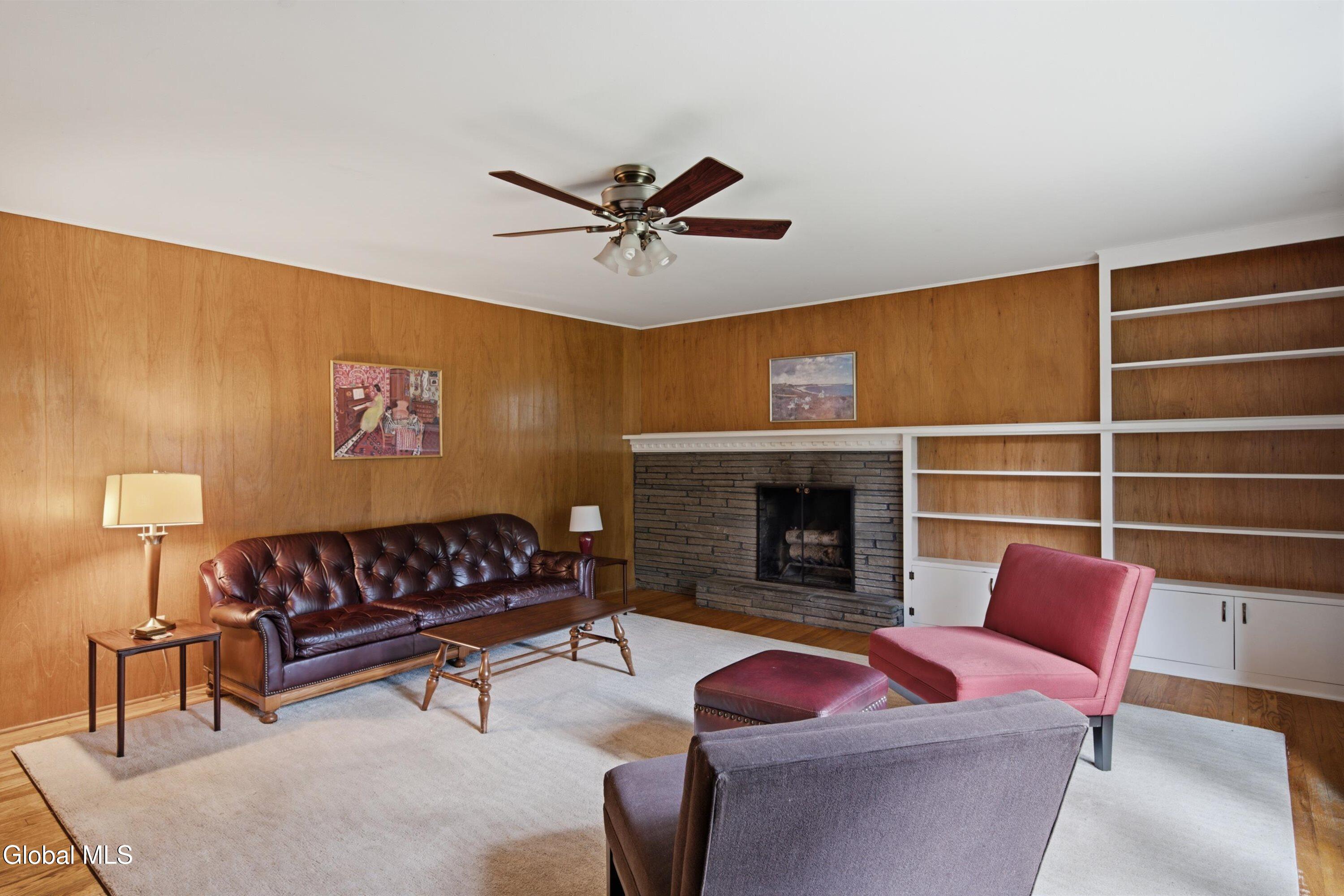14 Barcelona Drive Clifton Park NY 12065