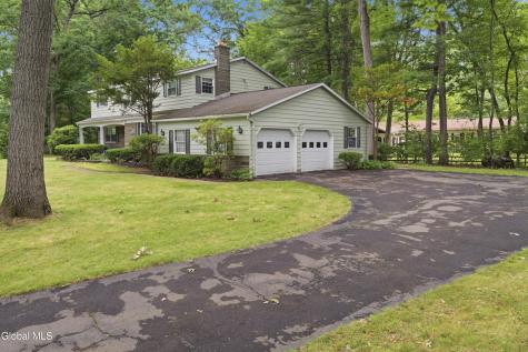 14 Barcelona Drive Clifton Park NY 12065
