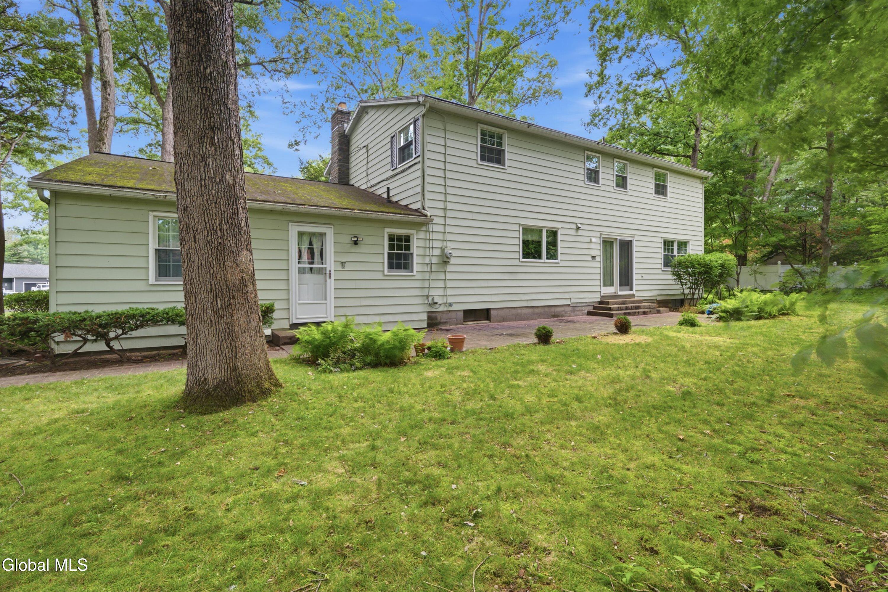 14 Barcelona Drive Clifton Park NY 12065