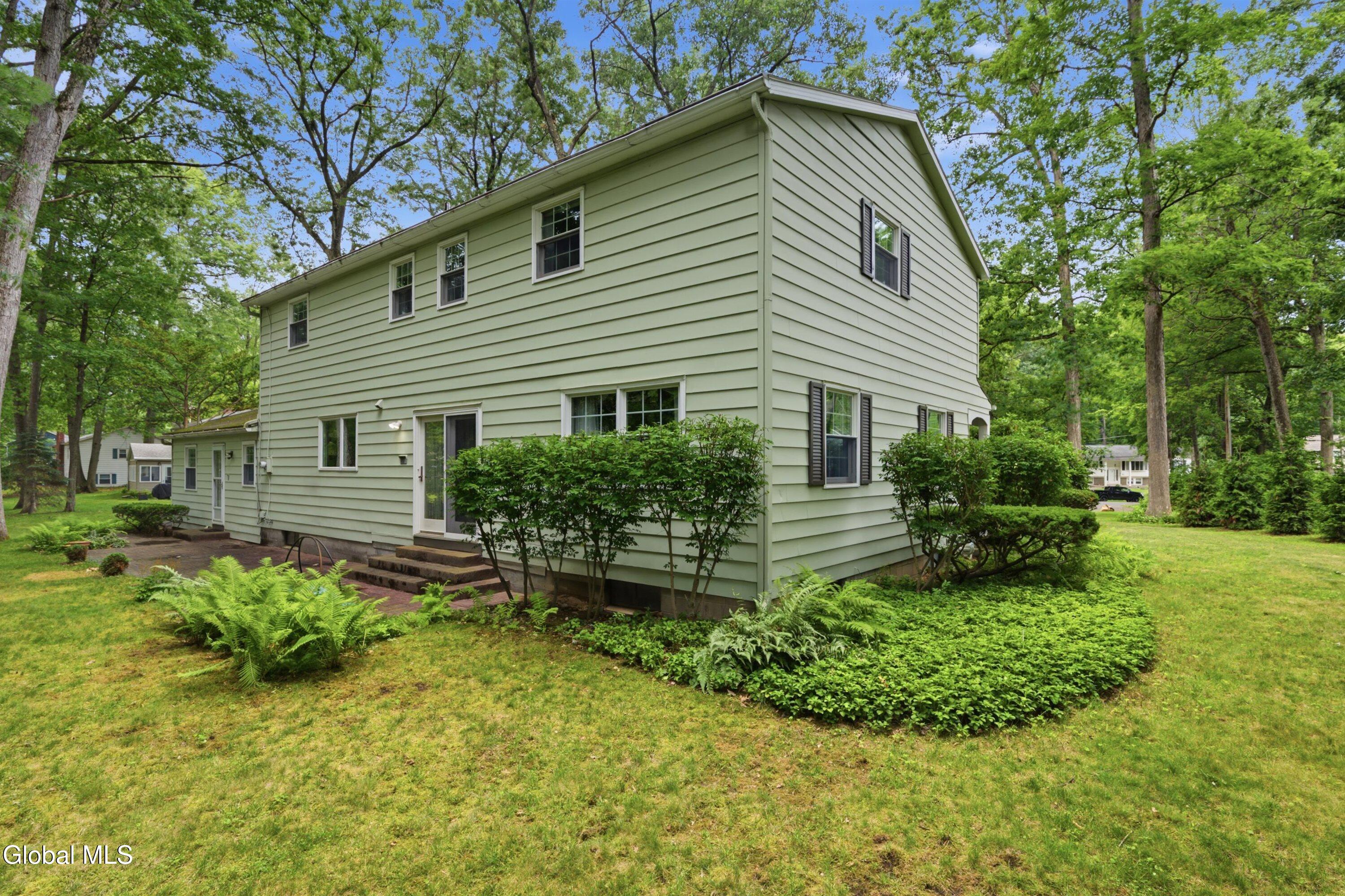 14 Barcelona Drive Clifton Park NY 12065