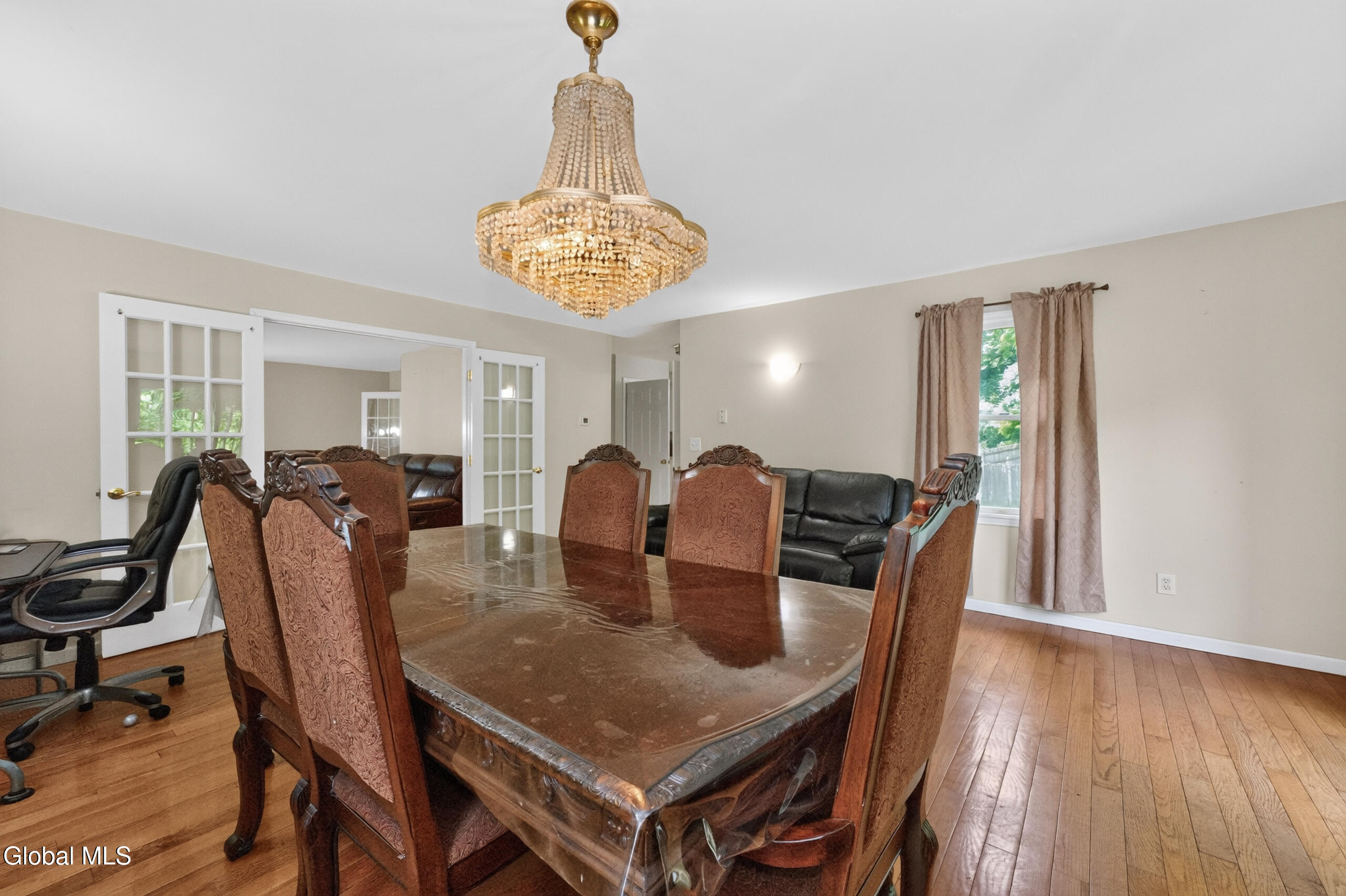 4 Cheshire Court Albany NY 12209