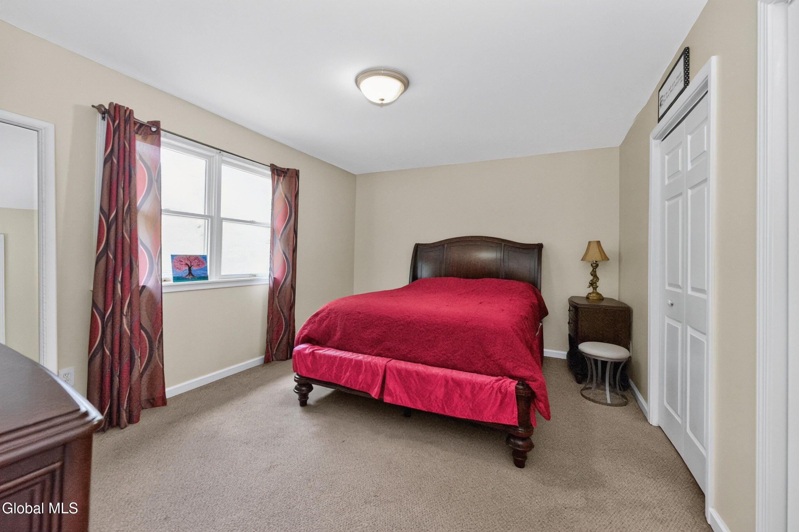 4 Cheshire Court Albany NY 12209