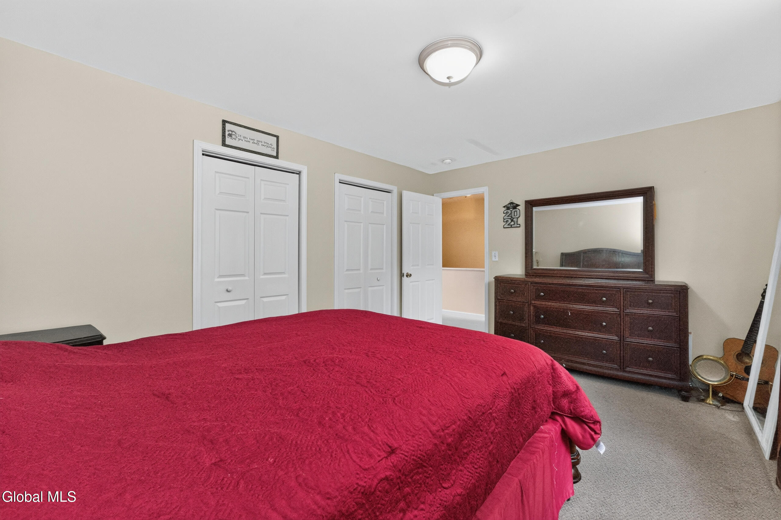 4 Cheshire Court Albany NY 12209