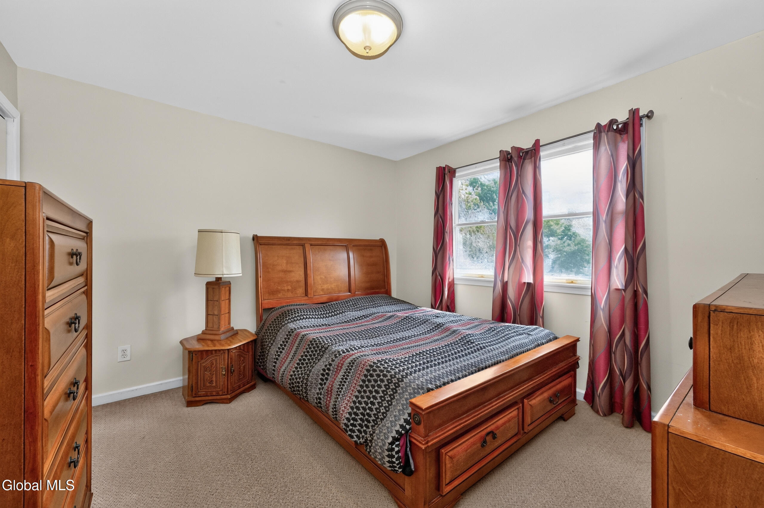 4 Cheshire Court Albany NY 12209