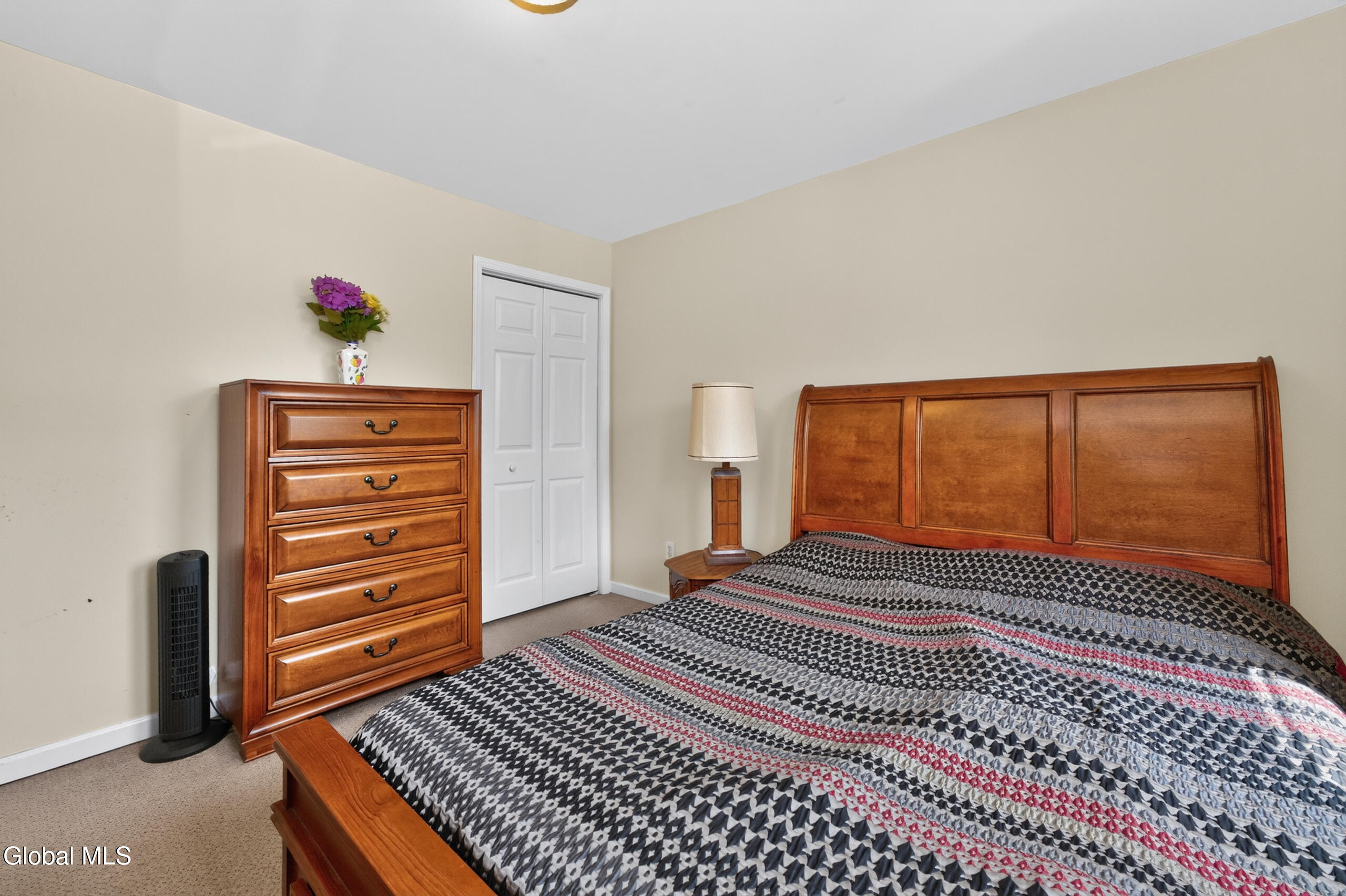 4 Cheshire Court Albany NY 12209
