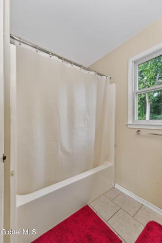 4 Cheshire Court Albany NY 12209