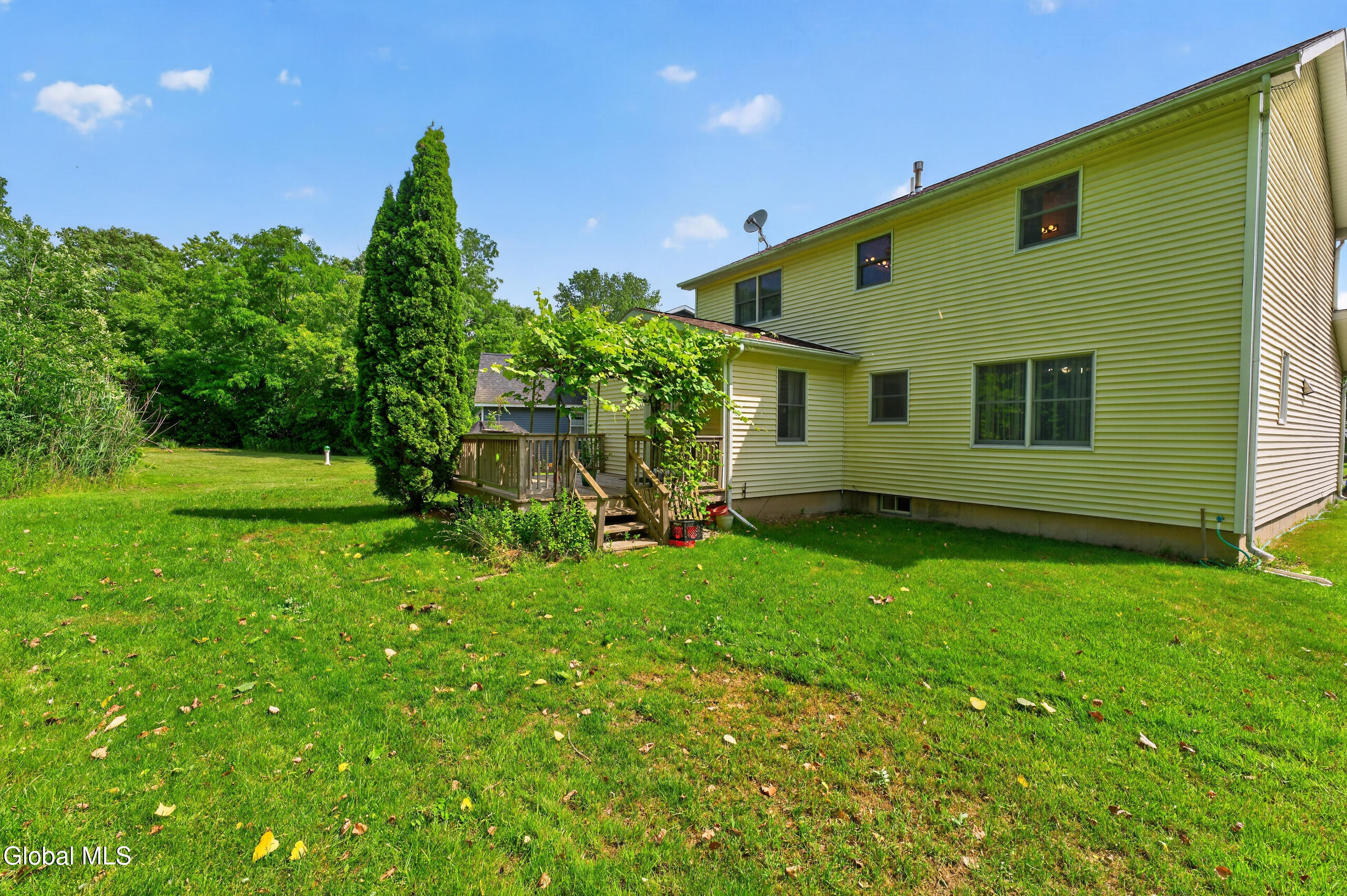 4 Cheshire Court Albany NY 12209