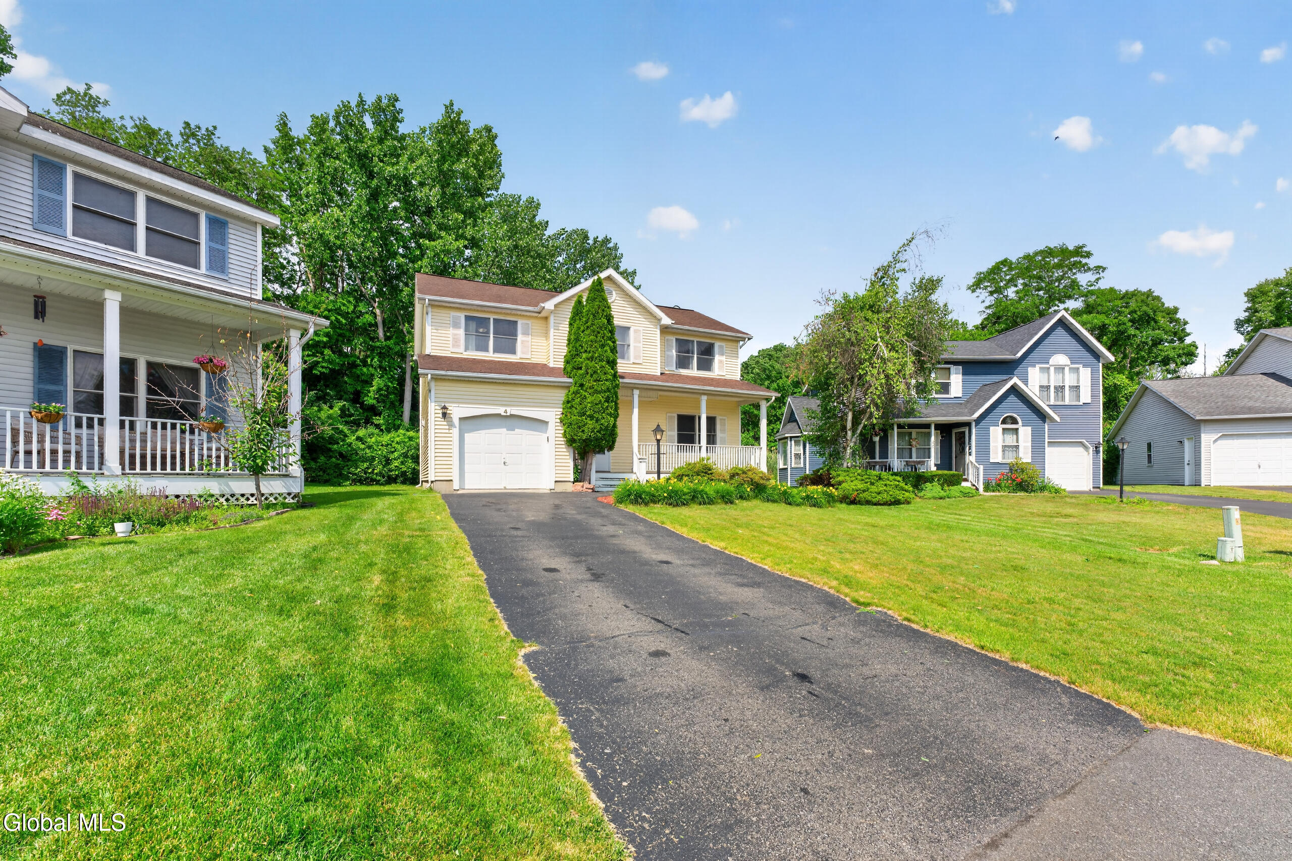 4 Cheshire Court Albany NY 12209