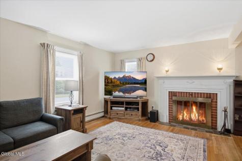 113 Gordon Road Schenectady NY 12306