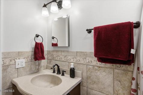 113 Gordon Road Schenectady NY 12306