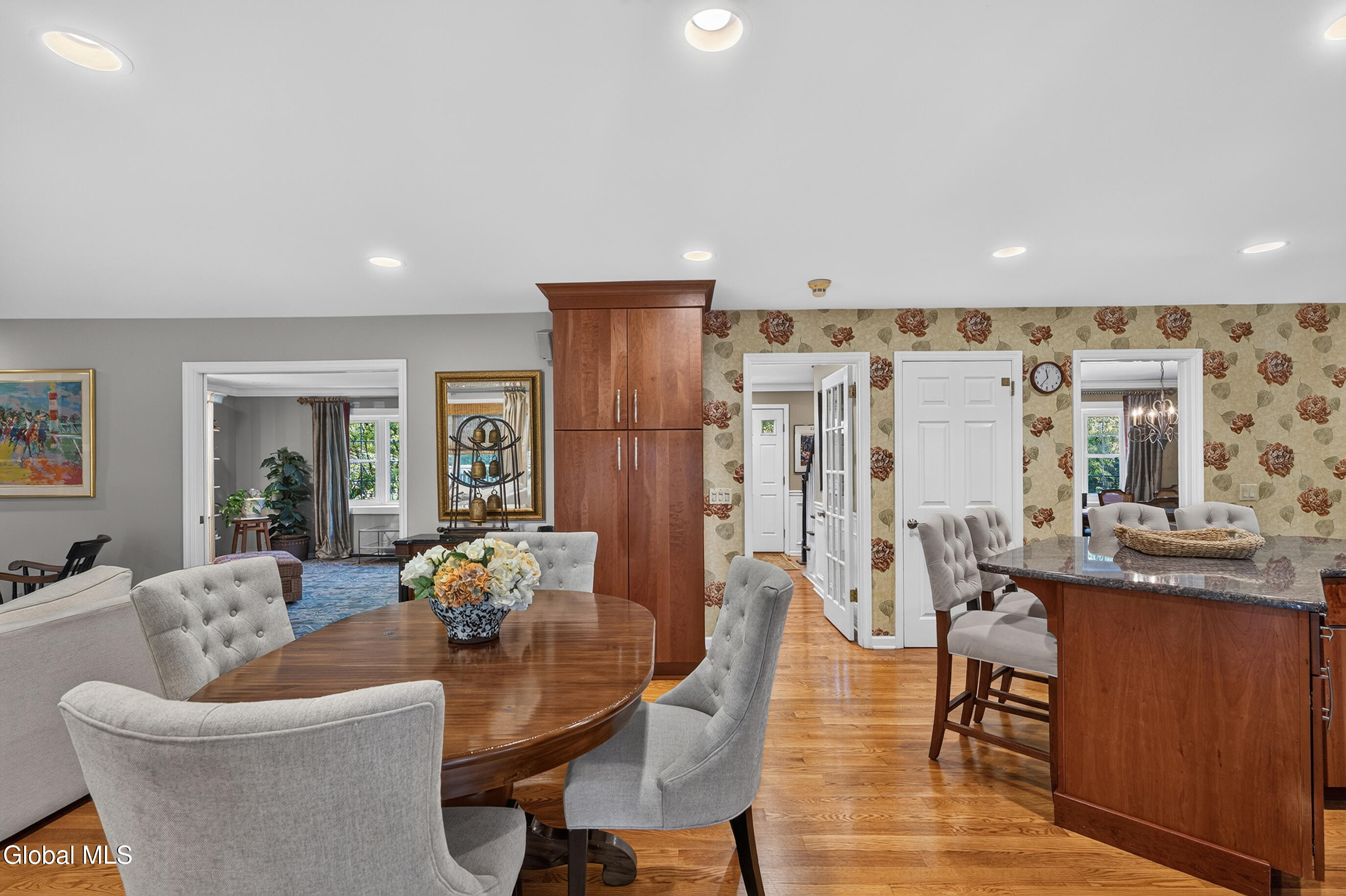 20 Axbridge Lane Delmar NY 12054