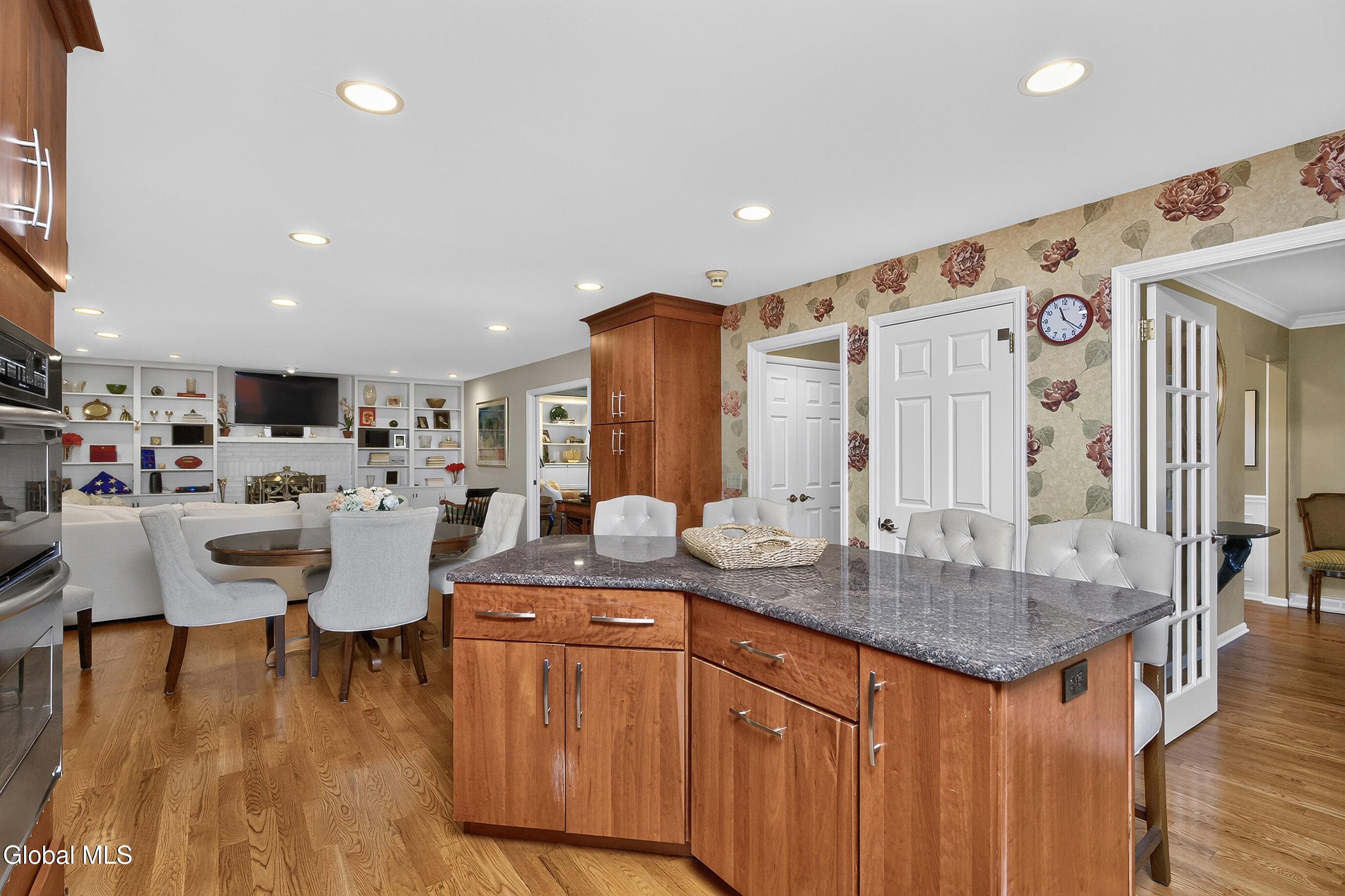 20 Axbridge Lane Delmar NY 12054