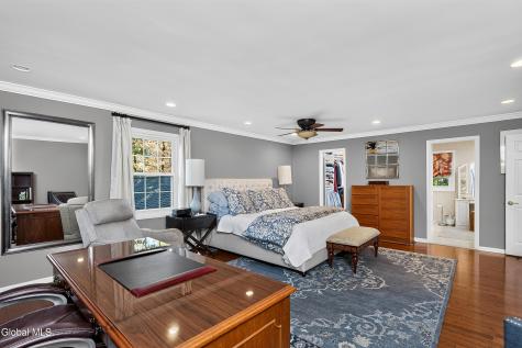 20 Axbridge Lane Delmar NY 12054
