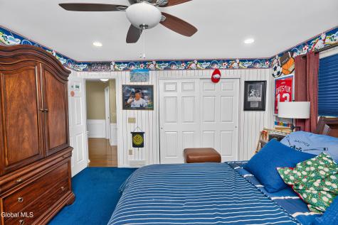 20 Axbridge Lane Delmar NY 12054