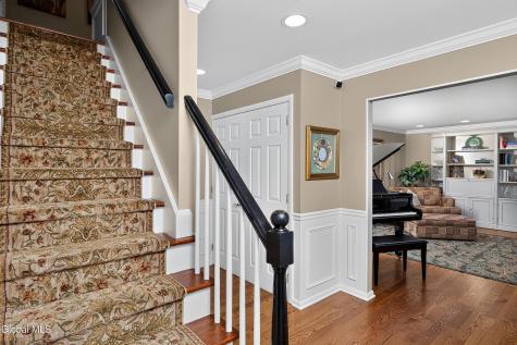 20 Axbridge Lane Delmar NY 12054